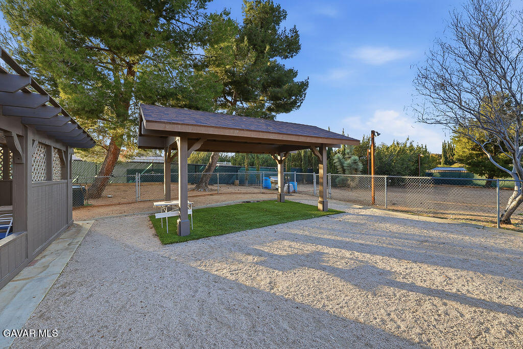 711 Lisa Street Palmdale, CA 93551 - Photo 35 of 66 057A3105