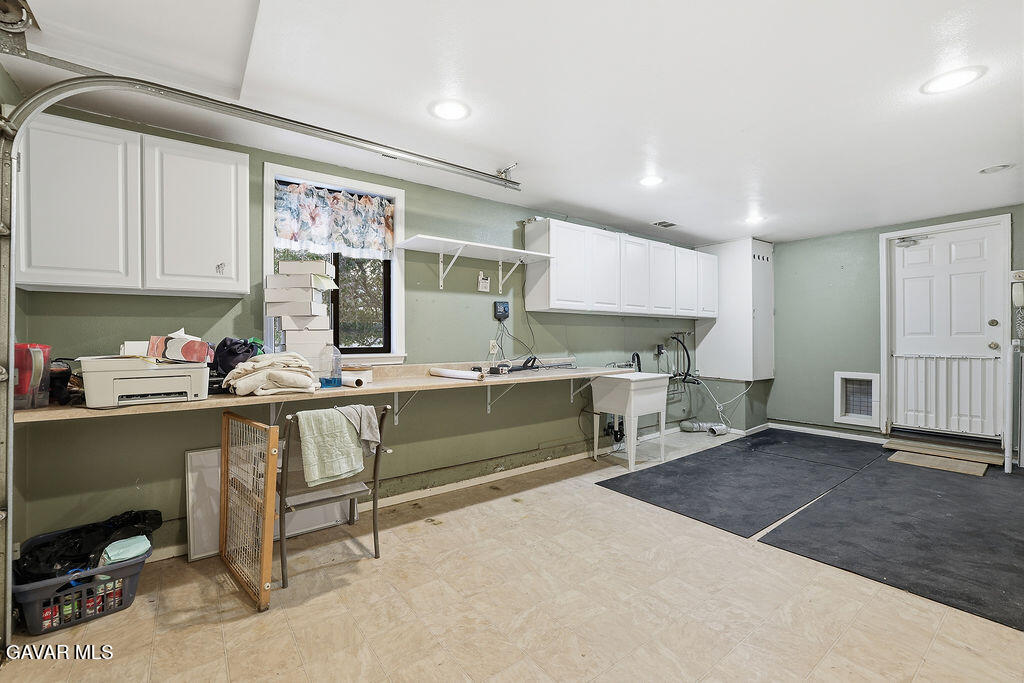 711 Lisa Street Palmdale, CA 93551 - Photo 44 of 66 057A3174