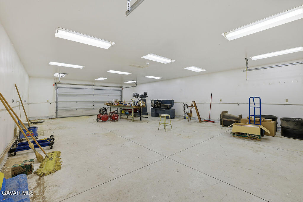 711 Lisa Street Palmdale, CA 93551 - Photo 53 of 66 057A3216