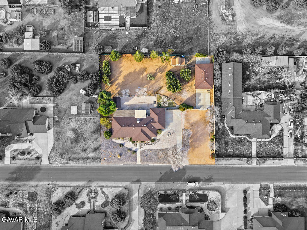 711 Lisa Street Palmdale, CA 93551 - Photo 66 of 66 propertyline