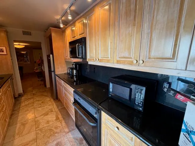 $1,450,000 | 3800 Washington Road, Unit 806, West Palm Beach, FL 33405