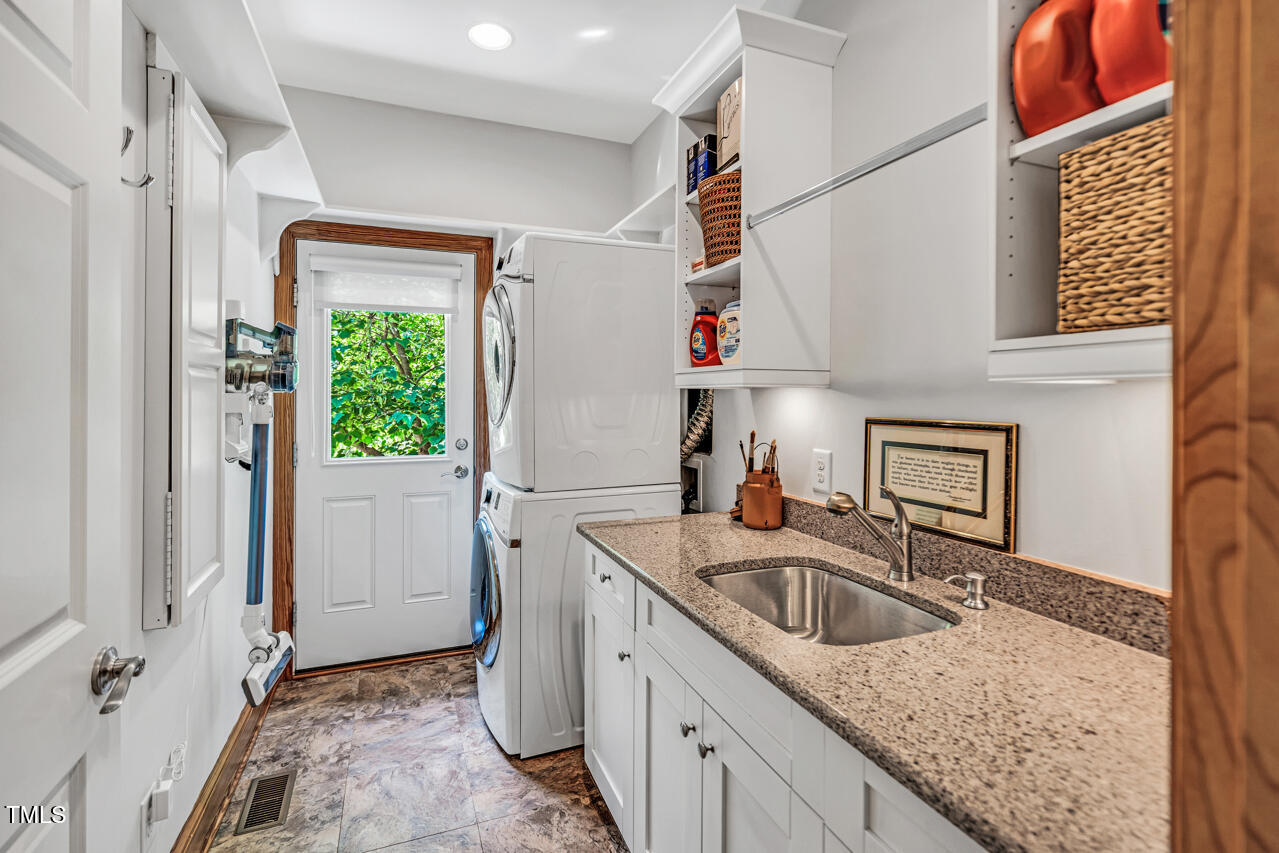 289 Stoneview Pittsboro, NC 27312 - Photo 21 of 57 32-Stoneview-02662