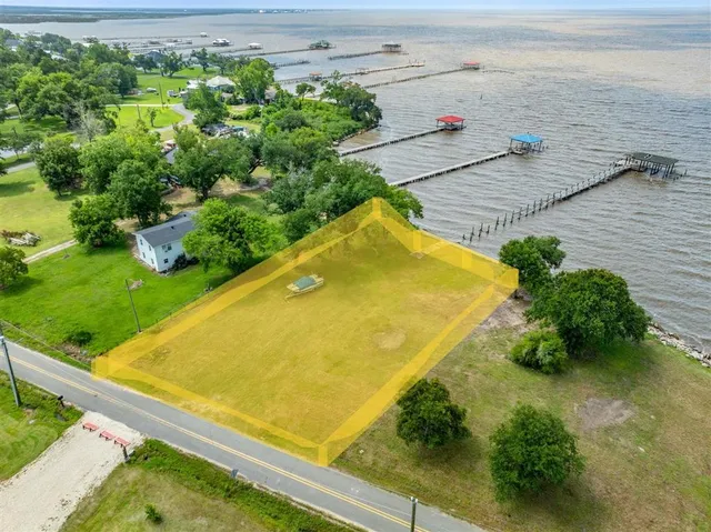 $450,000 | 371 Miguel Street, Lake Charles, LA 70607