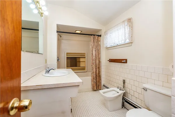 $429,900 | 586 Child Street, Warren, RI 02885