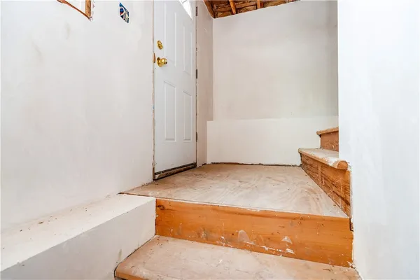 $429,900 | 586 Child Street, Warren, RI 02885