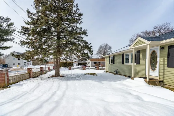 $429,900 | 586 Child Street, Warren, RI 02885