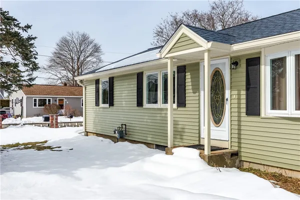 $429,900 | 586 Child Street, Warren, RI 02885