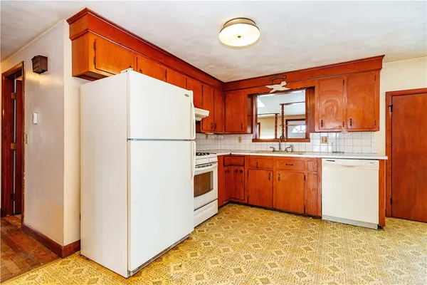 $429,900 | 586 Child Street, Warren, RI 02885