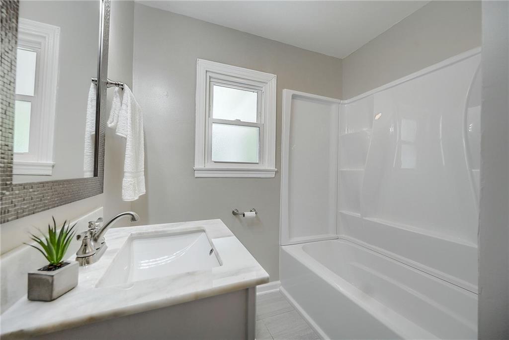 1941 North Riley Avenue Indianapolis, IN 46218 - Photo 13 of 26 Gallery Image 13