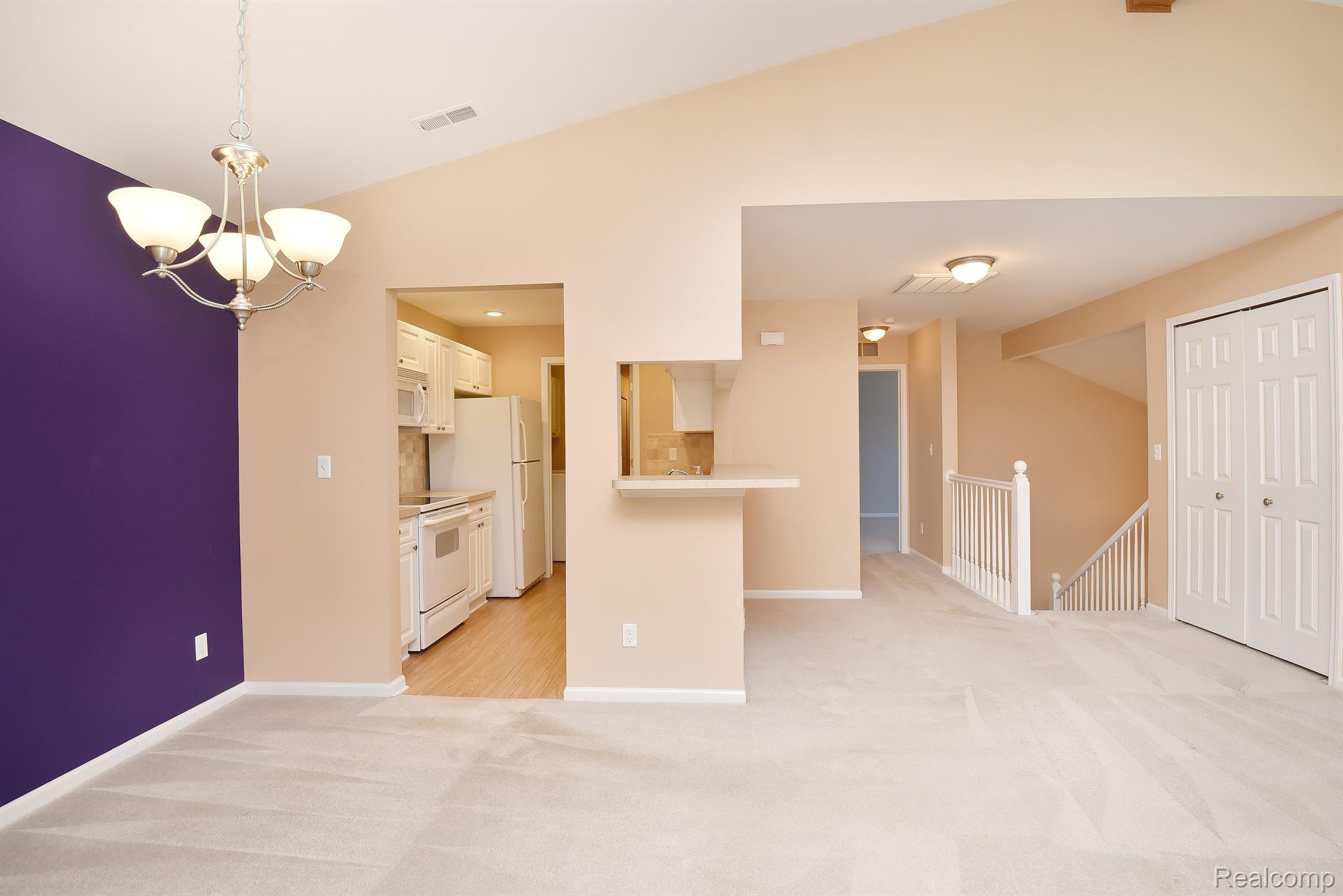 3573 Tremonte Circle, Unit 240 Rochester, MI 48306 - Photo 6 of 29 Gallery Image 6