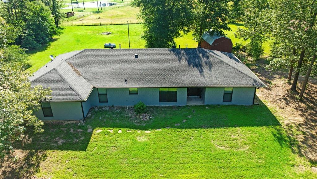123 County Road Powderly, TX 75473 - Photo 3 of 26