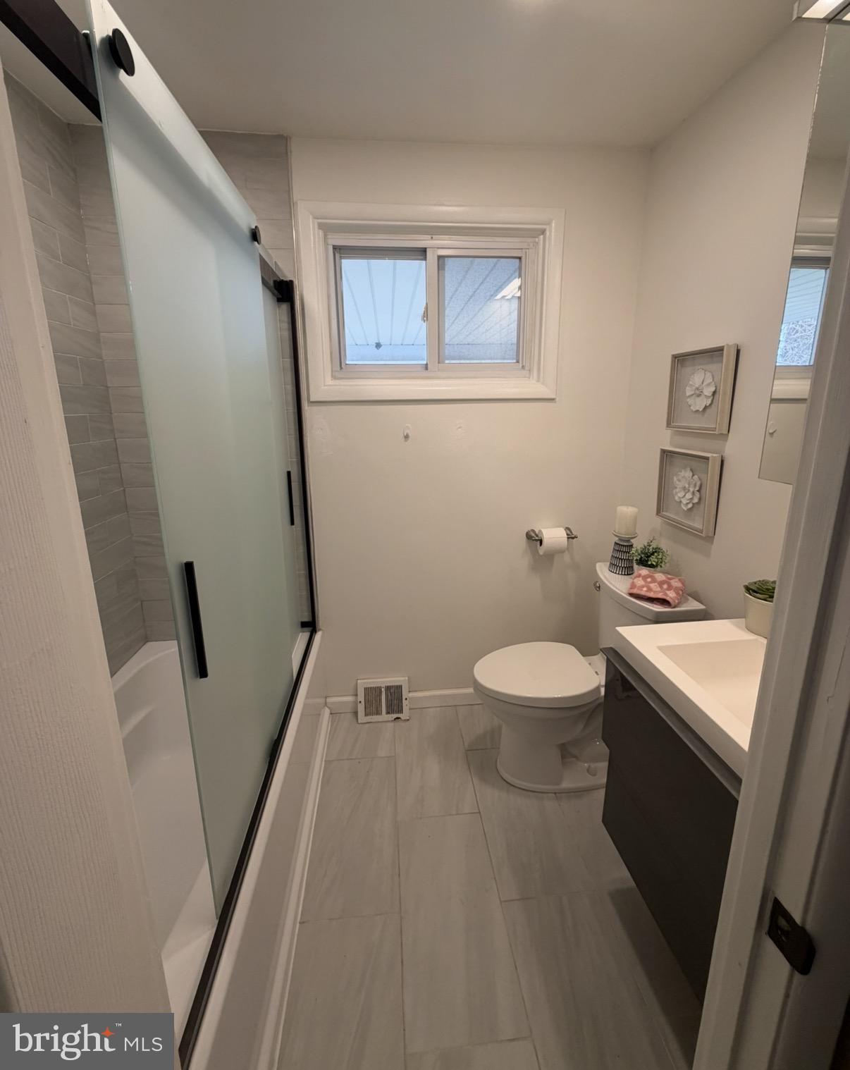 3222 Primrose Road Philadelphia, PA 19114 - Photo 14 of 35 First Floor Bathroom