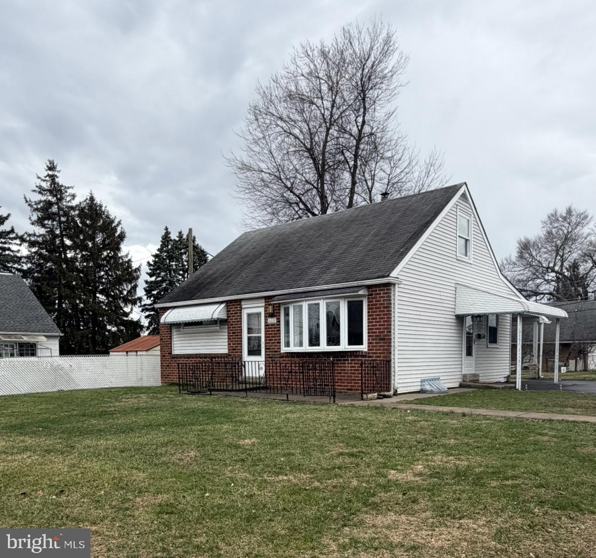 3222 Primrose Road Philadelphia, PA 19114 - Photo 2 of 35 Gallery Image 2