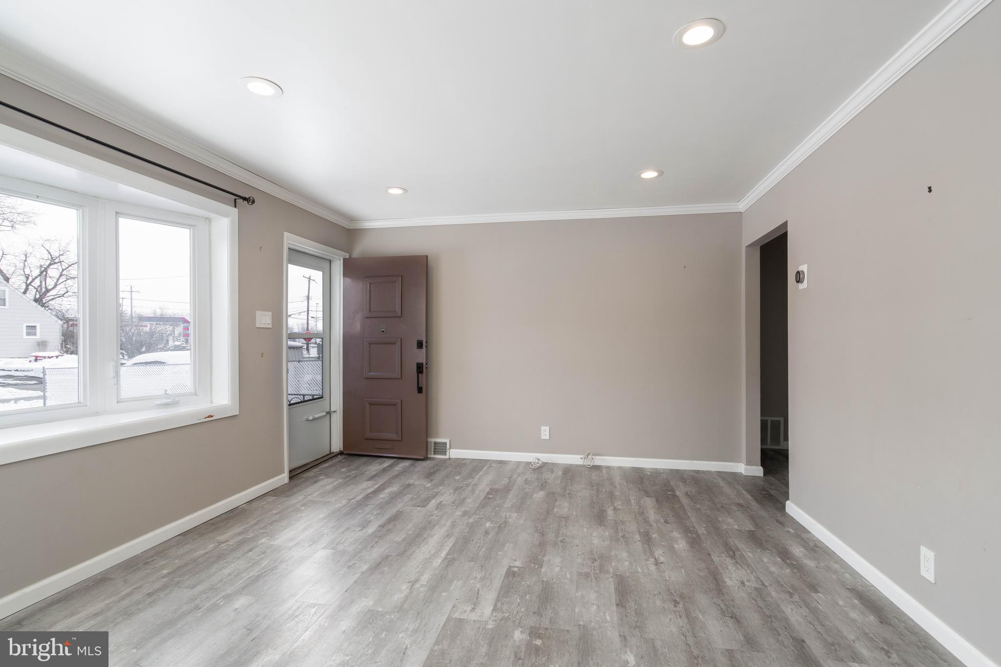3222 Primrose Road Philadelphia, PA 19114 - Photo 6 of 35 Gallery Image 6