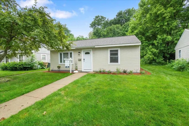 $259,000 | 36 Craig Avenue, Madison, WI 53705