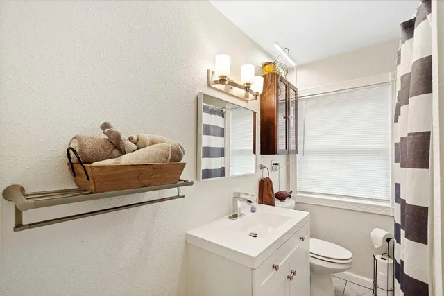 $259,000 | 36 Craig Avenue, Madison, WI 53705