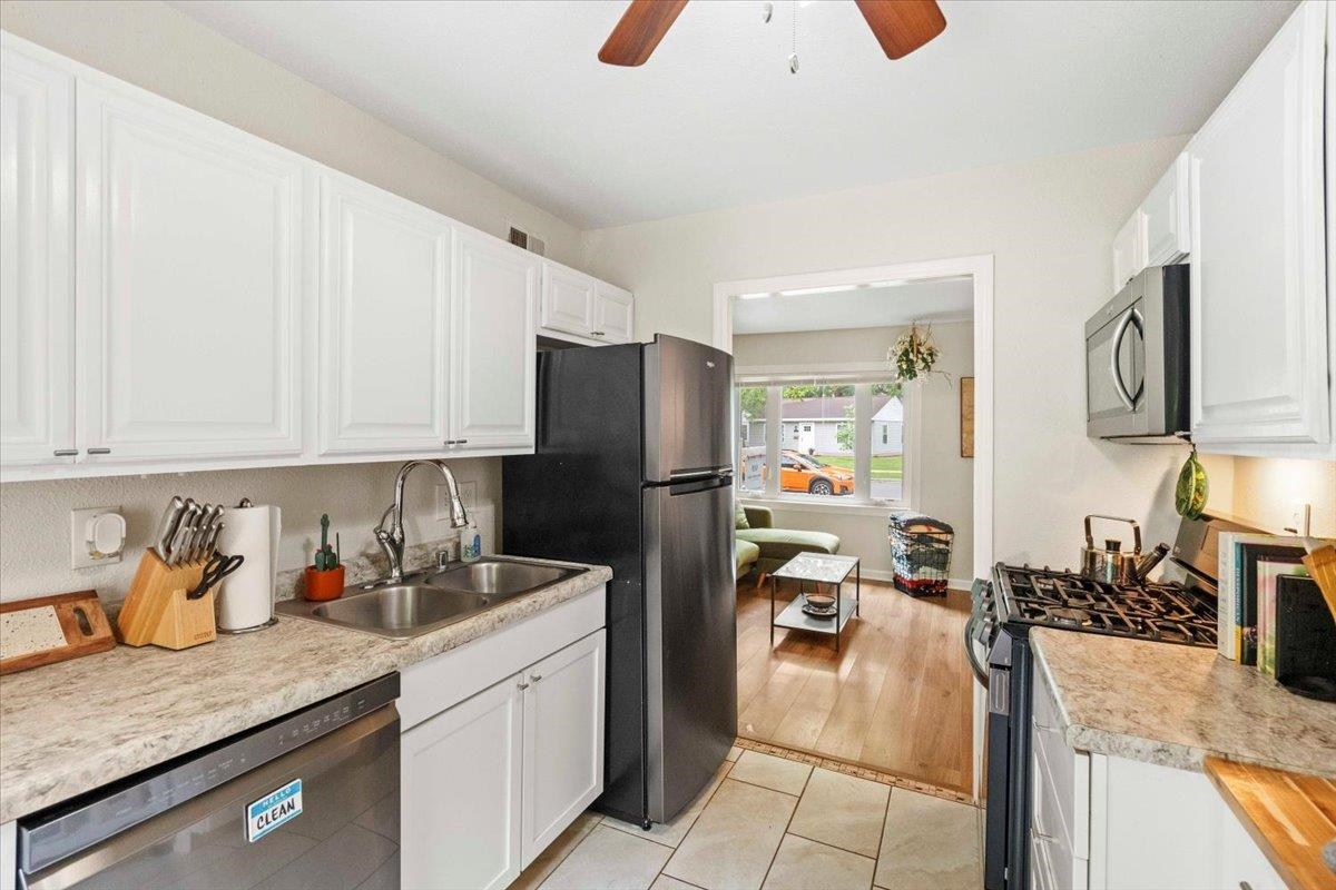 36 Craig Avenue Madison, WI 53705 - Photo 6 of 28