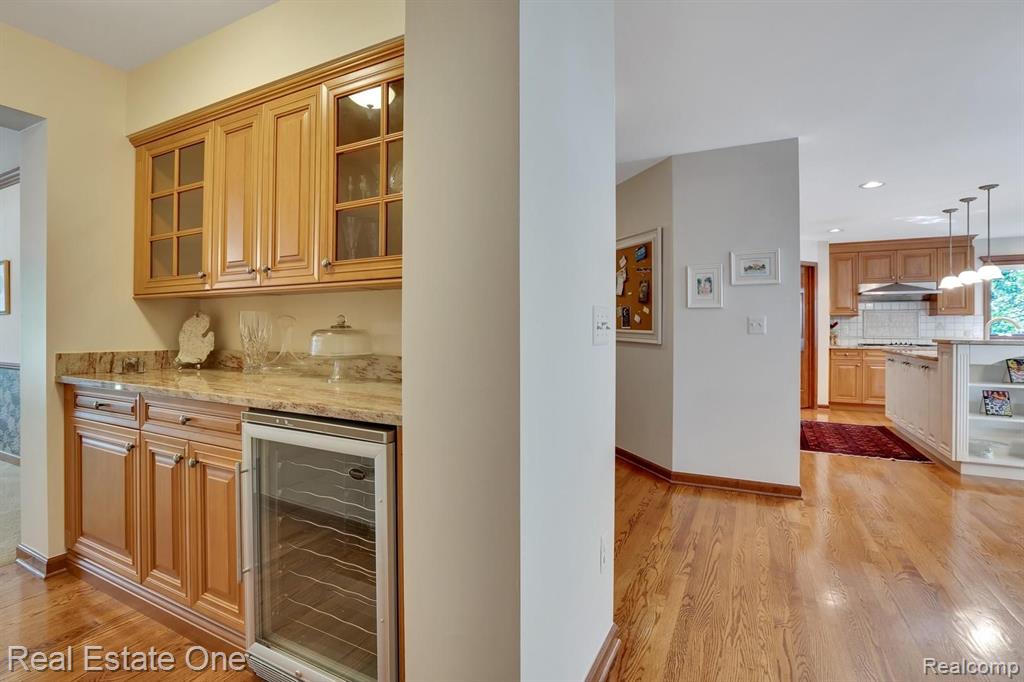 1138 Ridgeway Drive Rochester, MI 48307 - Photo 25 of 65