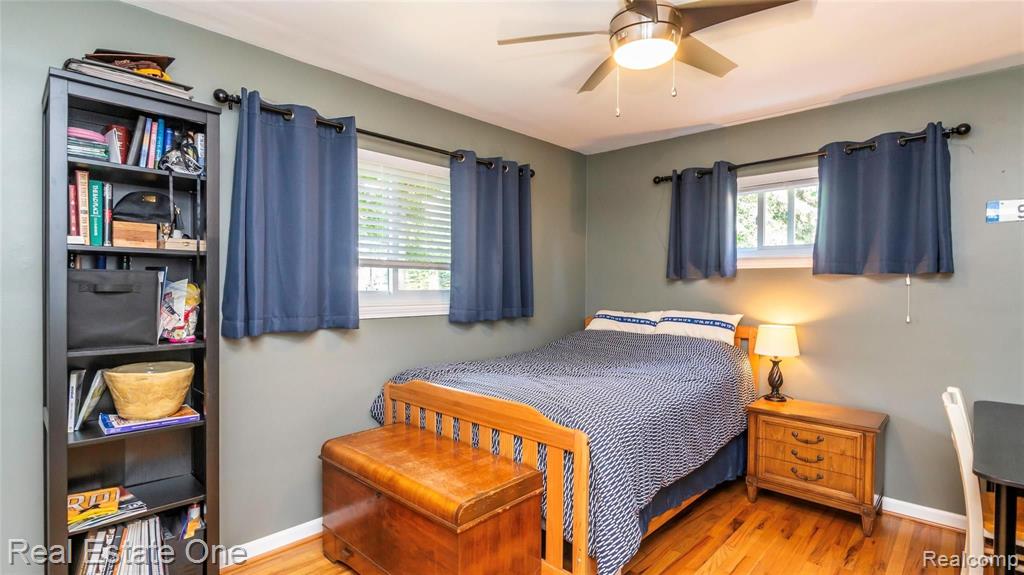 28536 Quail Hollow Road Farmington Hills, MI 48331 - Photo 19 of 48