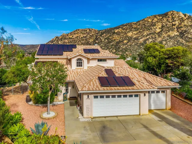 $1,075,000 | 15710 Zeigler Court, Ramona, CA 92065