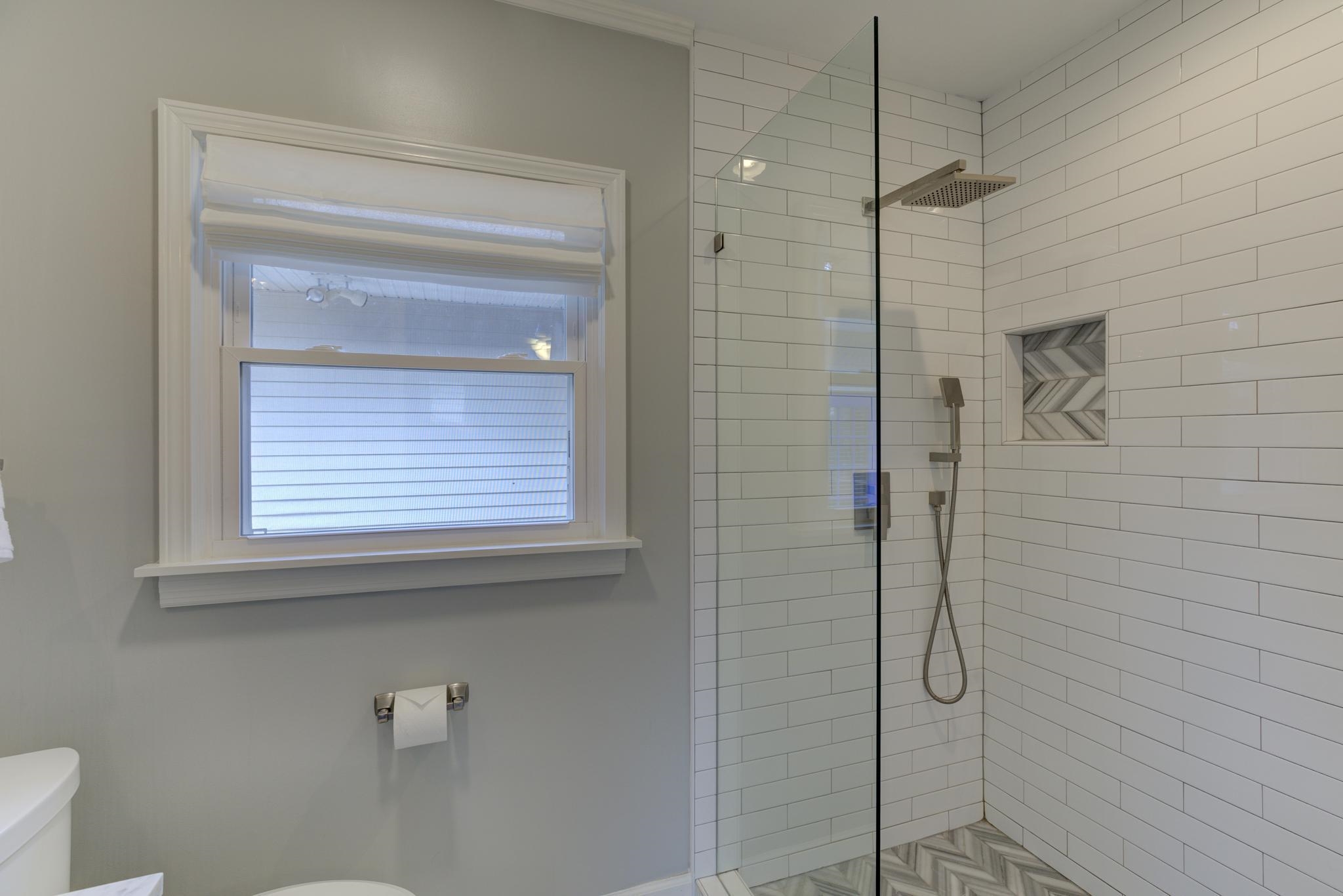 221 Wallace Road Memphis, TN 38117 - Photo 13 of 25 Gallery Image 13