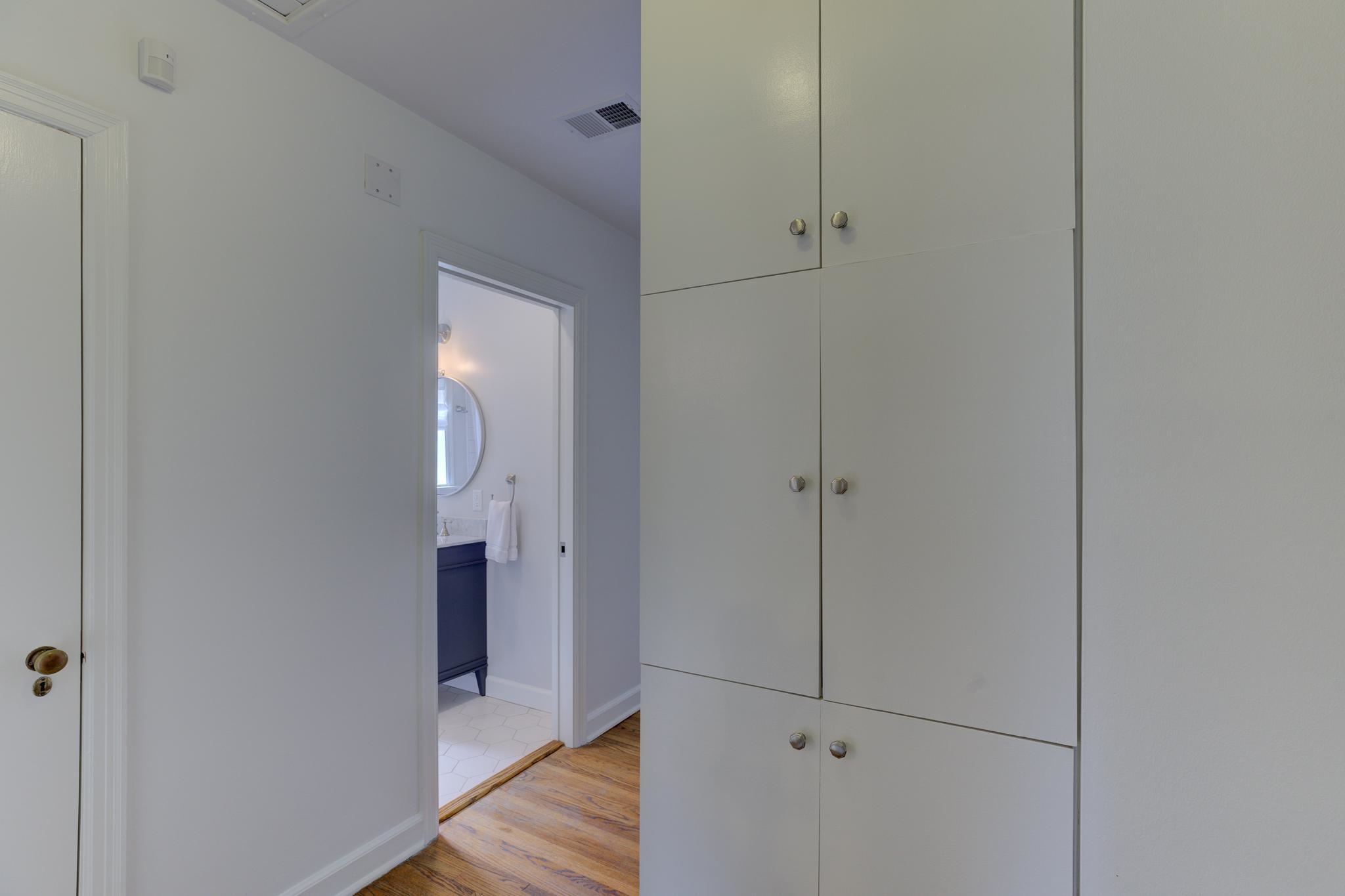 221 Wallace Road Memphis, TN 38117 - Photo 17 of 25 Gallery Image 17