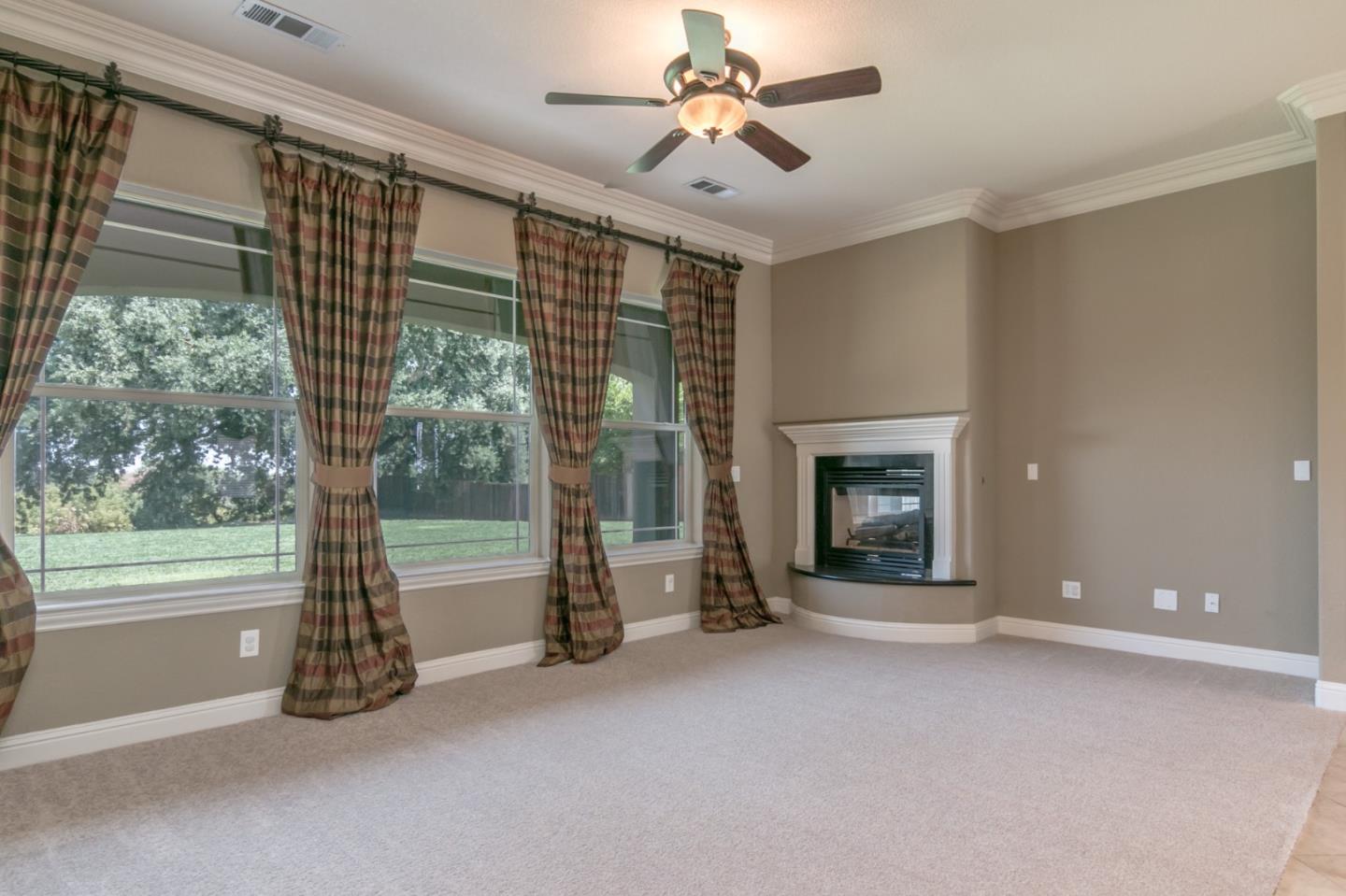 3189 Golf Links Road Ceres, CA 95307 - Photo 10 of 31 Gallery Image 10