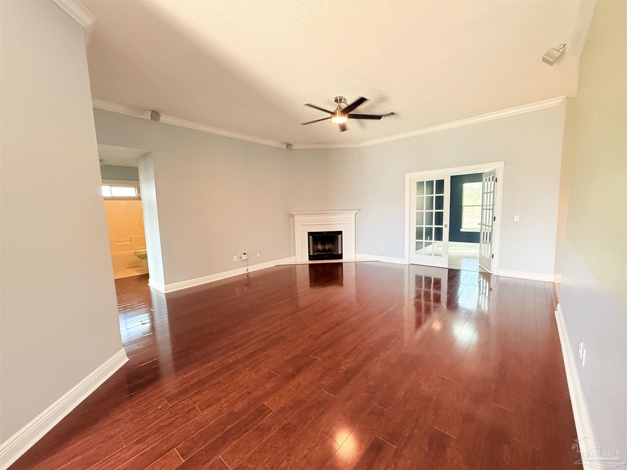 129 Belay Way Pensacola, FL 32507 - Photo 2 of 19
