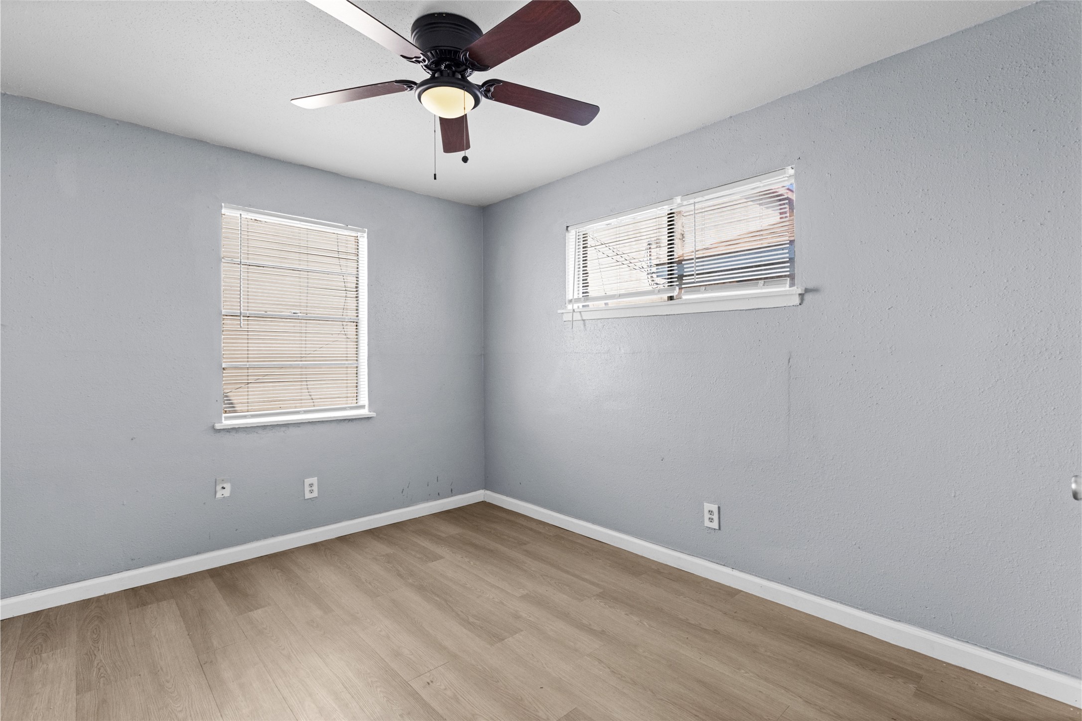 5722 Pickfair Street, Unit 2 Houston, TX 77026 - Photo 5 of 13