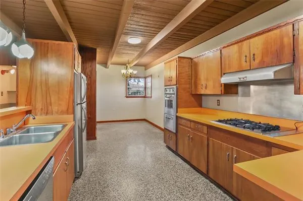 $325,000 | 162 Linda Court, Gretna, LA 70053