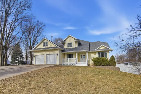 $488,000 | 2504 4th Avenue Northwest, Austin, MN 55912