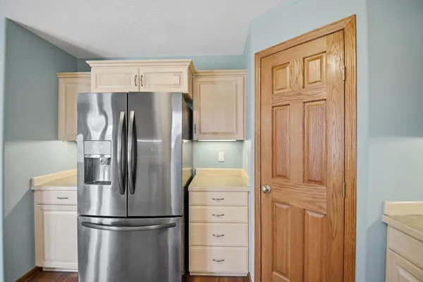 $488,000 | 2504 4th Avenue Northwest, Austin, MN 55912