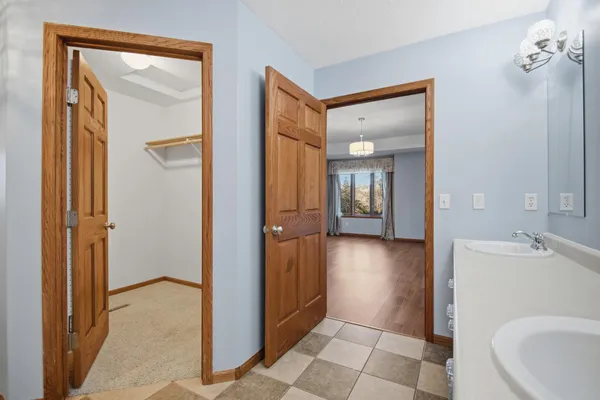 $488,000 | 2504 4th Avenue Northwest, Austin, MN 55912