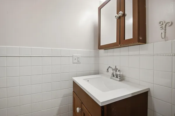 $488,000 | 2504 4th Avenue Northwest, Austin, MN 55912