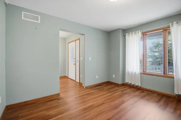 $488,000 | 2504 4th Avenue Northwest, Austin, MN 55912