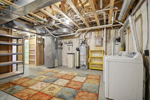 $488,000 | 2504 4th Avenue Northwest, Austin, MN 55912