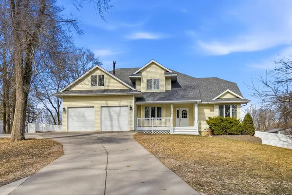 $488,000 | 2504 4th Avenue Northwest, Austin, MN 55912