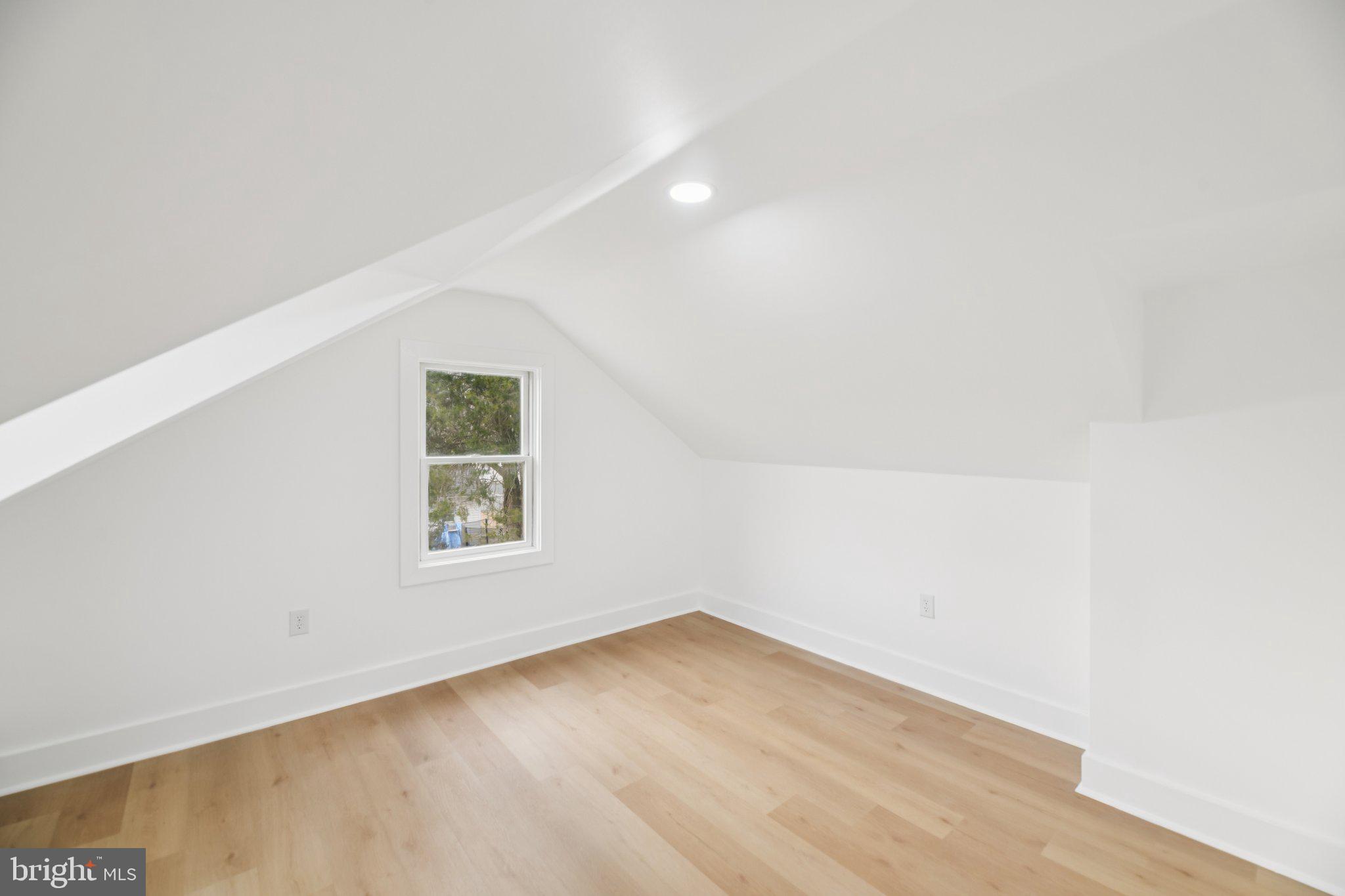 24399 Morgan Road Hollywood, MD 20636 - Photo 12 of 40 an empty room with a window