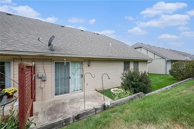 $254,000 | 707 North Somerset Terrace, Olathe, KS 66062