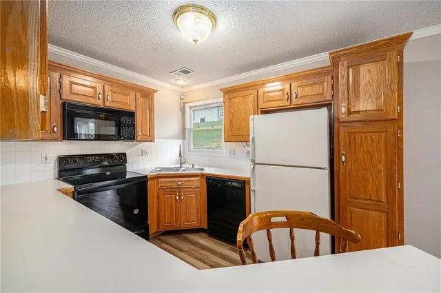 $254,000 | 707 North Somerset Terrace, Olathe, KS 66062