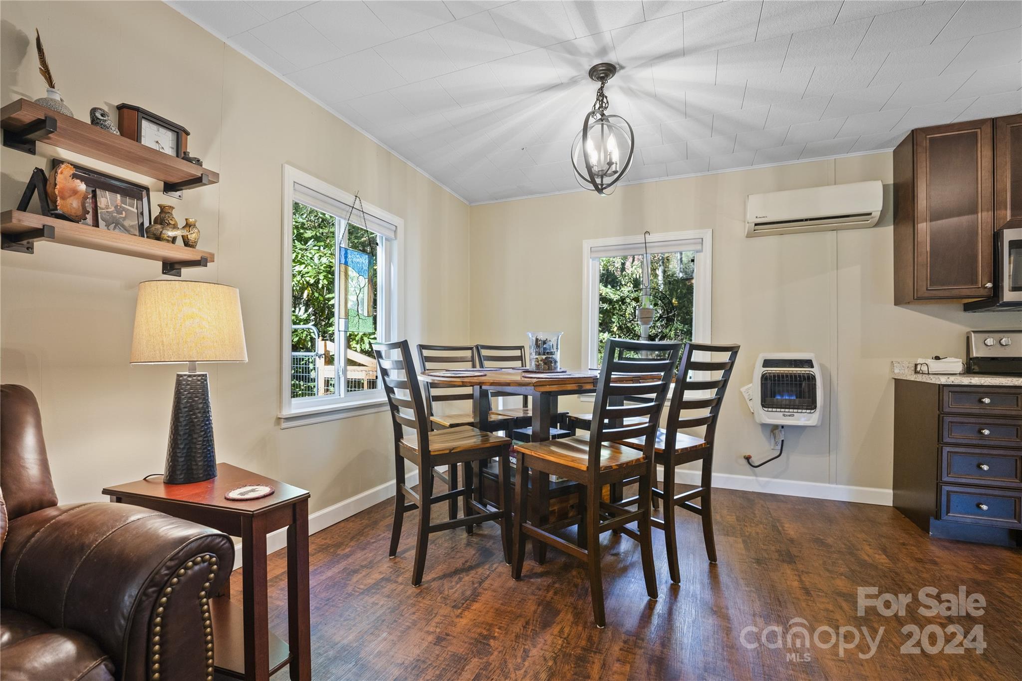 308 Spring Lake Road Maggie Valley, NC 28751 - Photo 6 of 20