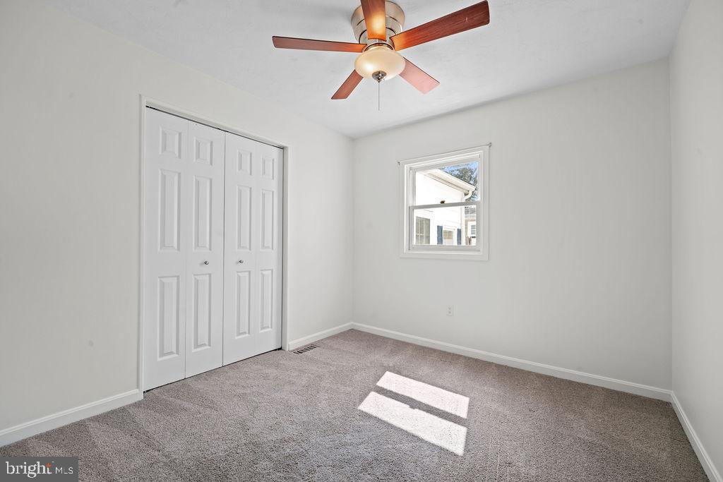 279 Magothy Beach Road Pasadena, MD 21122 - Photo 17 of 21