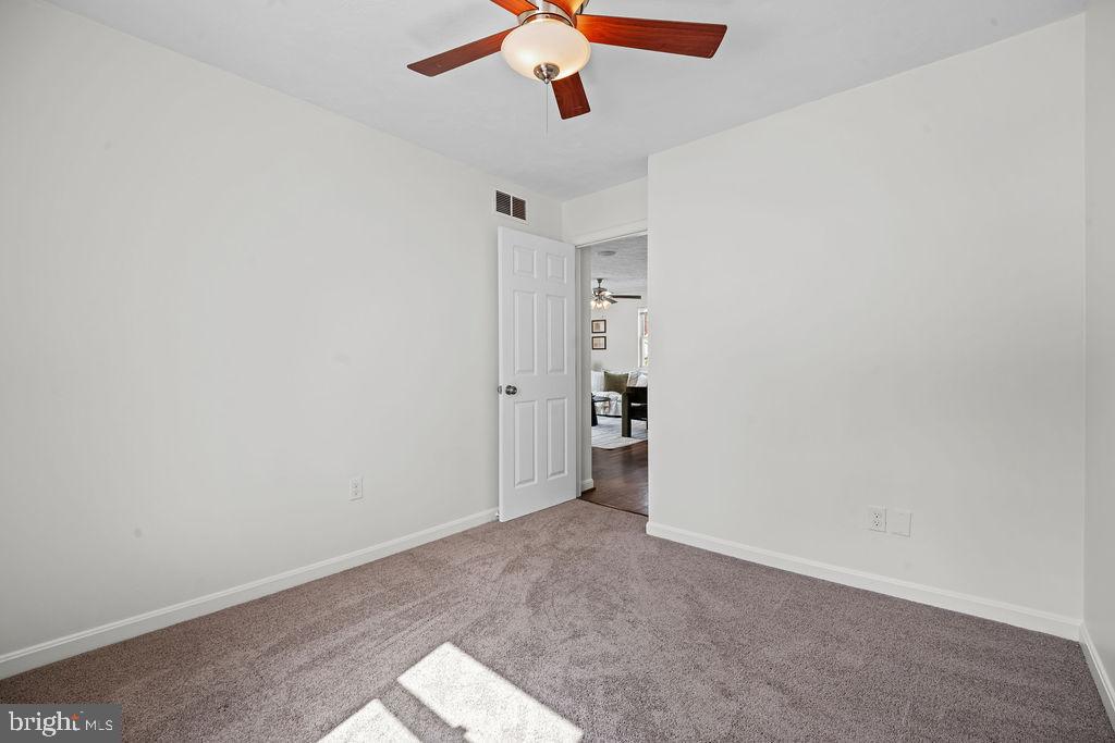 279 Magothy Beach Road Pasadena, MD 21122 - Photo 18 of 21