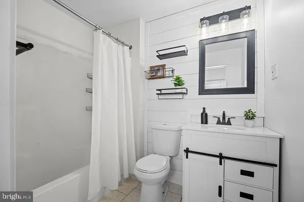 $369,900 | 279 Magothy Beach Road, Pasadena, MD 21122