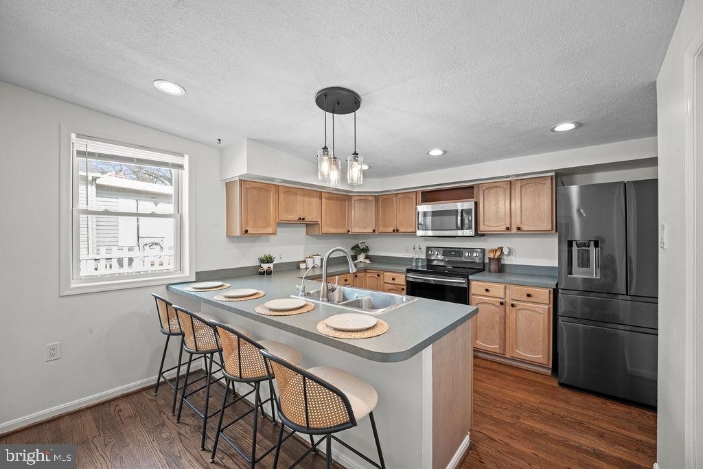 279 Magothy Beach Road Pasadena, MD 21122 - Photo 6 of 21