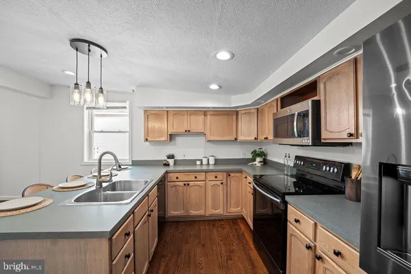 $369,900 | 279 Magothy Beach Road, Pasadena, MD 21122