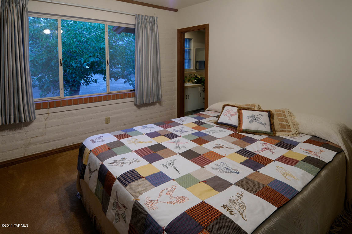 8353 East Tanque Verde Road Tucson, AZ 85749 - Photo 16 of 22