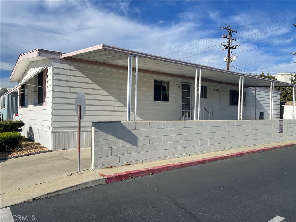 525 North Gilbert Street Anaheim, CA 92801 - Photo 5 of 56