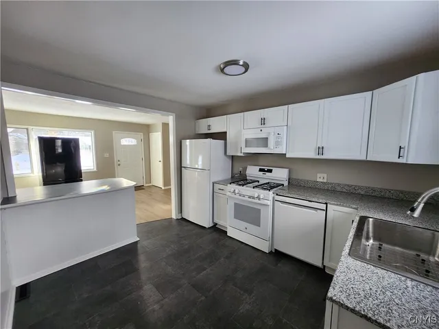 $229,000 | 109 Mark Drive, Van Buren, NY 13209