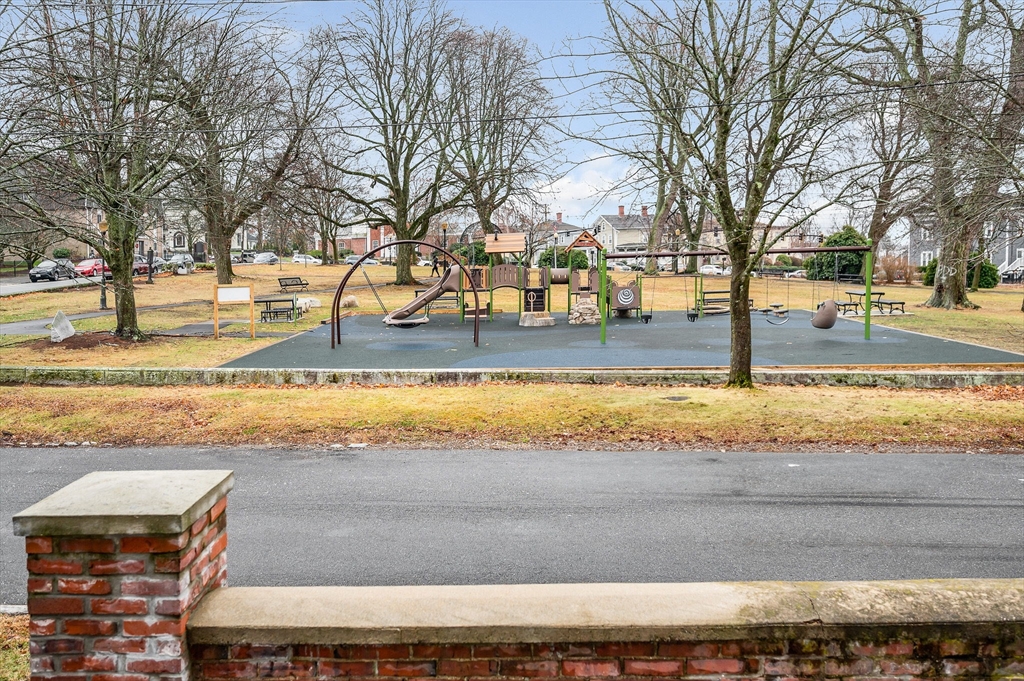 154 Chestnut Street, Unit 9 Lowell, MA 01852 - Photo 31 of 39